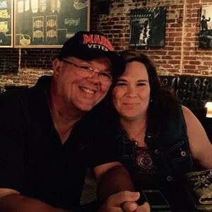 Meet your Posher, Genia